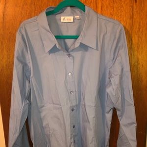 D&Co (Denim and Company) Womens button down shirt